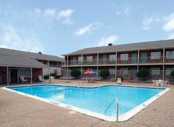 Americas Best Value Inn And Suites North Фрамерз-Бранч Екстер'єр фото