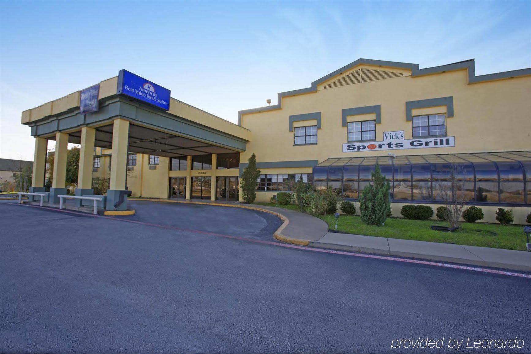 Americas Best Value Inn And Suites North Фрамерз-Бранч Екстер'єр фото